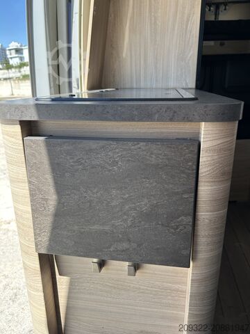 Wohnwagen/Wohnmobil Fiat Weinsberg Carabus 600 K | 4 Posti Letto | Completamente Attrezzato