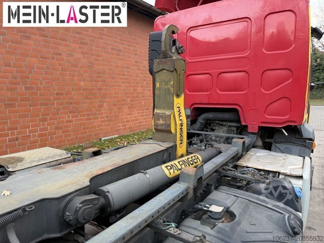 Abrollkipper VOLVO FL 250 Palfinger T10Duo City + StandardContainer