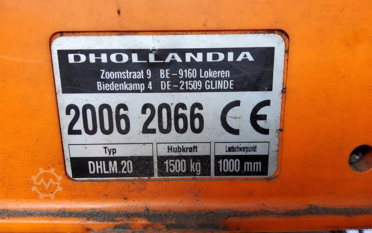 Suitcase Renault D 210 P4x2 - ACC. - 33-BPX-1 - BAKWAGEN - 12 TO...