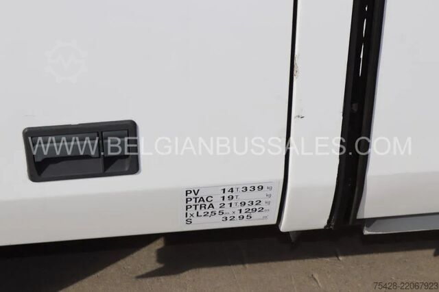 Motor coach Irizar I6 13.35 with  lift/Full Option
