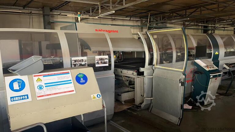 Blechbearbeitungszentrum Salvagnini LINEA MD+S4+P4