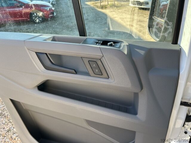 Kastenwagen VW Crafter 35 Kasten 2,0l TDI 6-Gang Klimaautom DAB SHZ Keyless Spurhalteass. Verkehrszeichenerk.
