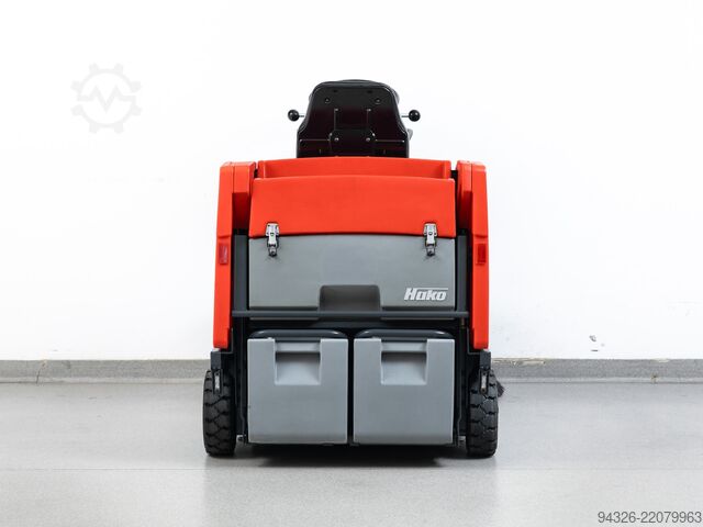 Hako Jonas 980 V Sweeper Benzin Hako Jonas 900 V - 2010Bj - 892h - 5700m²/h