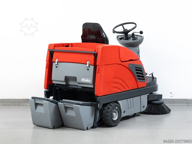 Hako Jonas 980 V Sweeper Benzin Hako Jonas 900 V - 2010Bj - 892h - 5700m²/h