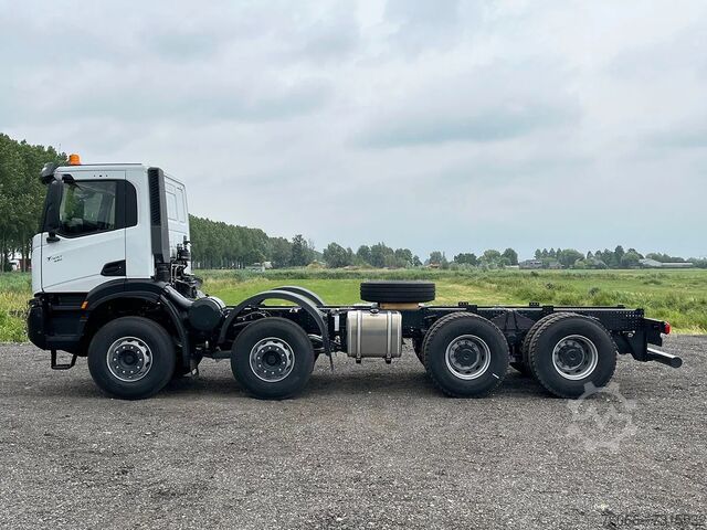 Chassis with cab Iveco T-Way AD410T43H AT Chassis Cabin (2 units)