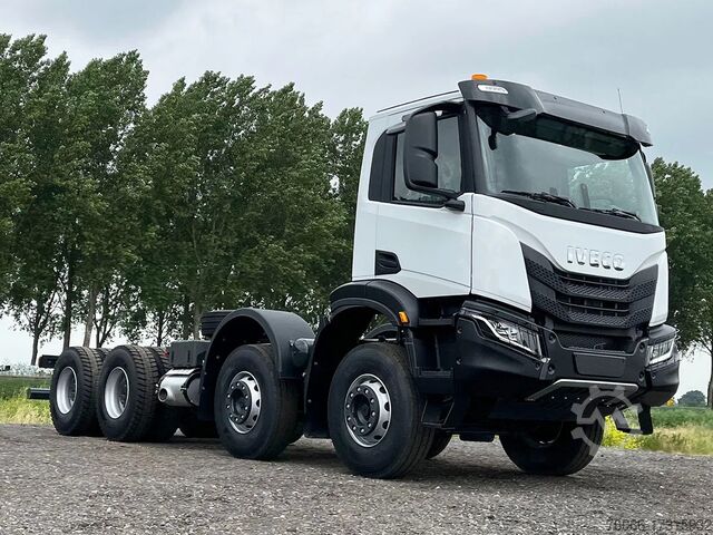 Chassis with cab Iveco T-Way AD410T43H AT Chassis Cabin (2 units)