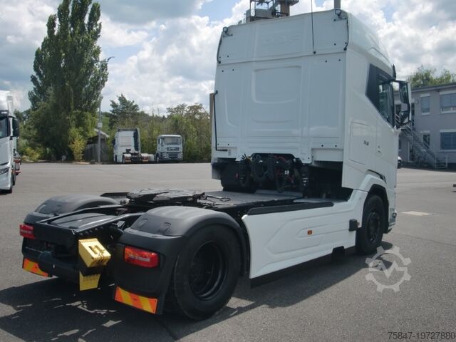 Hazardous goods truck DAF XG 530 FT ADR ACC Standklima