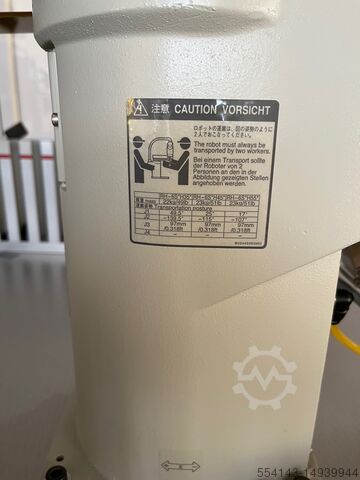 Montagezelle mit u.A. Mitsubishi Roboter Mitsubishi RH-6SDH5520-S312