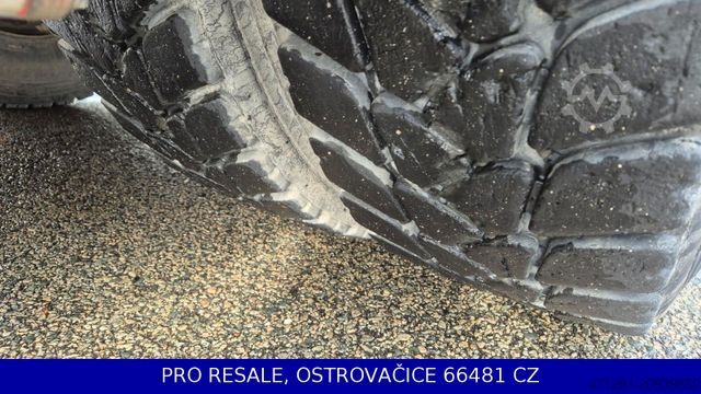 Three-sided tipper truck VOLVO FMX 540 8x4 EURO 6 KIPPER 18 m3 - ALU