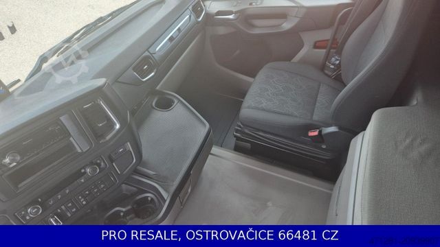 Volume tractor unit SCANIA R450 N323 MEGA EURO 6 + RETARDER