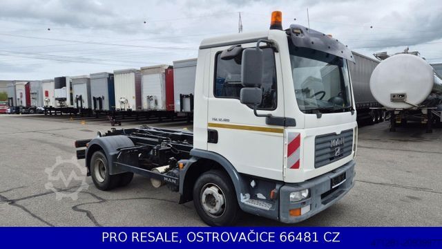 Roll-off tipper truck MAN TGL 12.180 BB EURO 3 - ABROLLKIPPER + KONTAINER