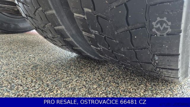 Standard tractor unit VOLVO FH 13.440 42T EURO 5 + IPARKCOOL + KYPHYDR