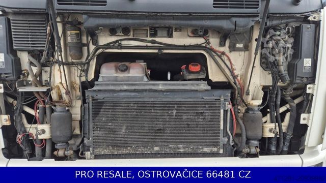 Standard tractor unit VOLVO FH 13.440 42T EURO 5 + IPARKCOOL + KYPHYDR