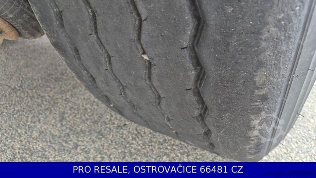 Open semitrailer with tarp SCHWARZMÜLLER SPA 3/E STD + LIFTACHSE