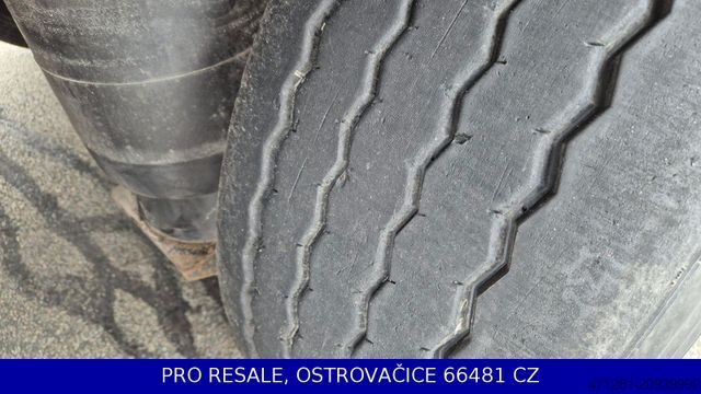 Open semitrailer with tarp SCHWARZMÜLLER SPA 3/E STD + LIFTACHSE