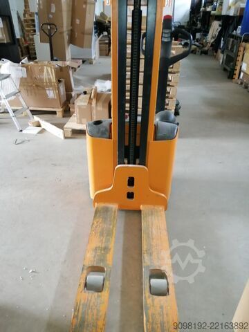 Forklift EGV 10 Stihl  Elektro Handstapler EGV 10