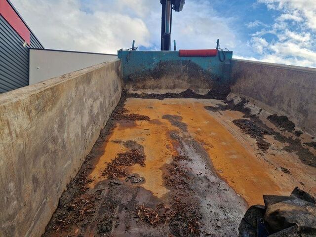 Tipper truck Mercedes Arocs