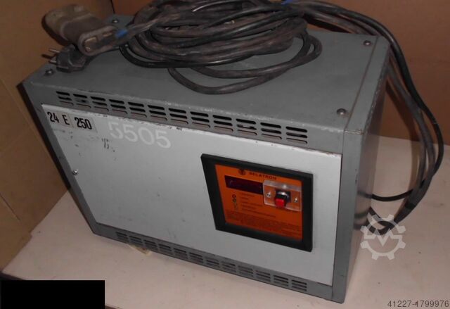 Ladegerät für Stapler 24 V 25 A Belatron 24 E 250