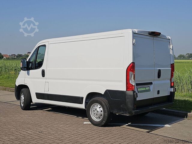 High-roof van CITROEN JUMPER 2.2 L1H1 Navi Euro6 AC!