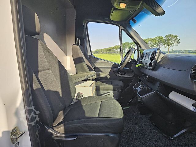 High-roof van MERCEDES-BENZ SPRINTER 317 ac automaat EURO6