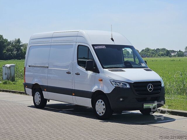 Hochdachkombi MERCEDES-BENZ SPRINTER 317 L2H2 LED Mbux10 AC!