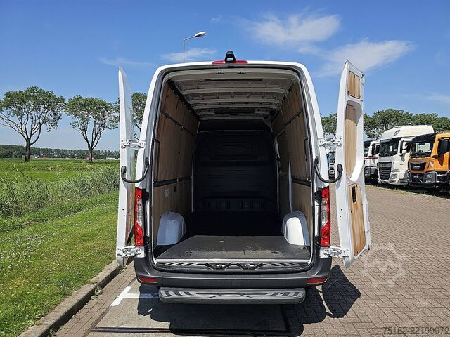 Hochdachkombi MERCEDES-BENZ SPRINTER 317 L2H2 LED Mbux10 AC!