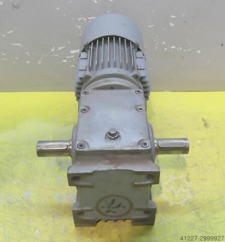 Getriebemotor 0,37 kW 136 U/min SEW-EURODRIVE S40DT71D-4B