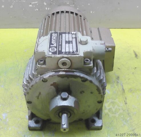 Adjustable gear motor 0.18 kW 81-485 rpm Lenze A03-R14