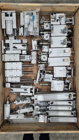 Verschiedene Ersatzteile FESTO ADVU