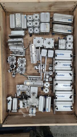 Verschiedene Ersatzteile FESTO ADVU