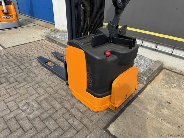 VS-22353 Electric triplex stacker Still, 4,940mm freelift STILL EGVS14