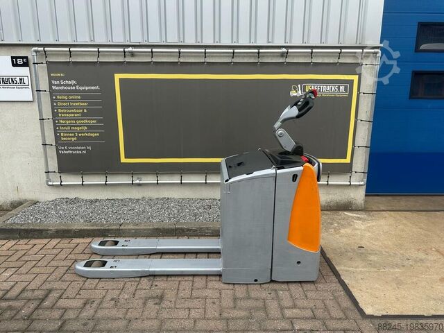 VS-22356 Electric pallet truck Still EDXUSF20 Year 2011 STILL EDXUSF20