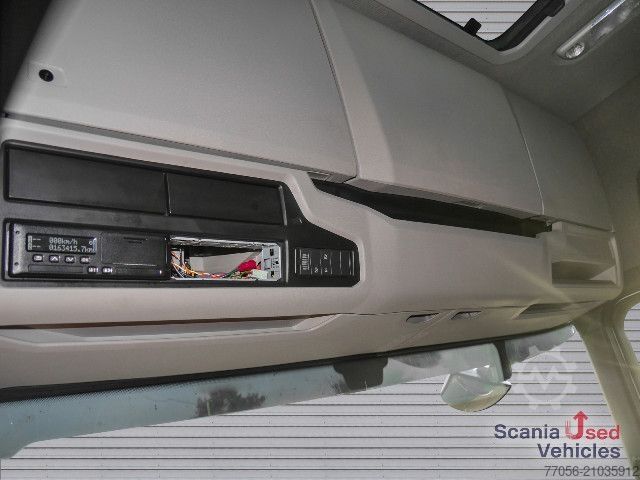 Volume tractor unit Scania R 460 A4x2EB - SUPER -