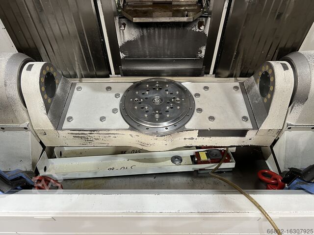 Bearbeitungszentrum CHIRON Mill FX 800