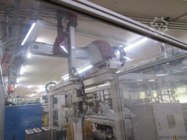 SPRITZGUSSMASCHINE MIT DOSIERANLAGE NETSTAL SYNERGY S 3000-900