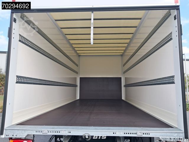 Box truck DAF XB 210 4X2 FA DC 8t - Junge Leichtbaukoffer