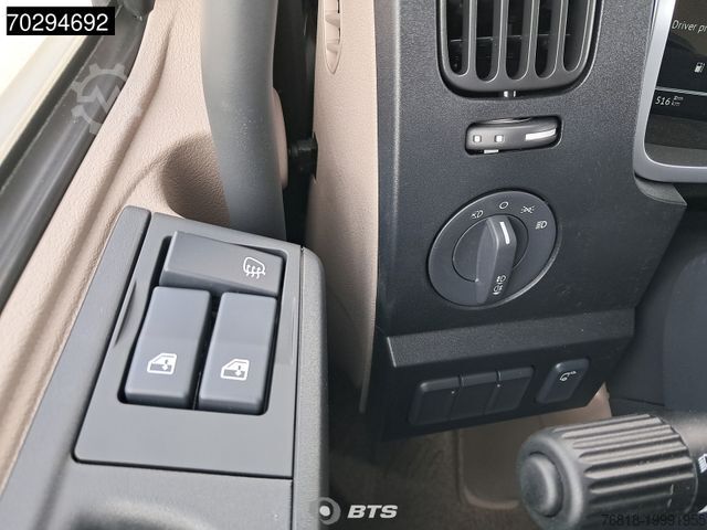 Box truck DAF XB 210 4X2 FA DC 8t - Junge Leichtbaukoffer