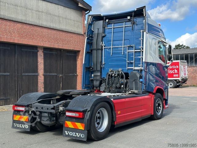 Gefahrgut LKW VOLVO FH460 Glob. Schubbodenhydr. ACC Lane Guard ADR