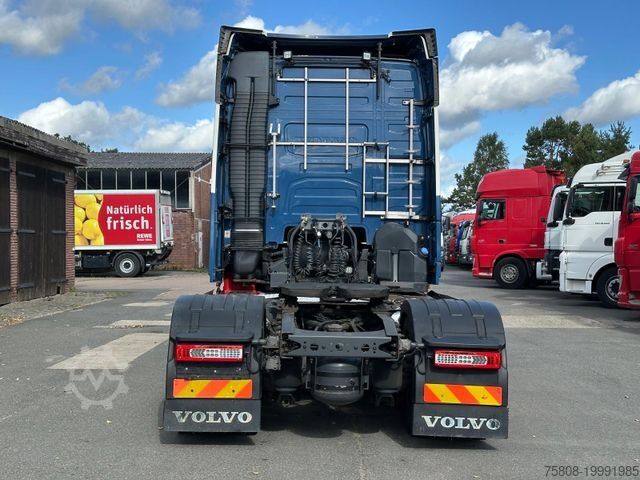 Gefahrgut LKW VOLVO FH460 Glob. Schubbodenhydr. ACC Lane Guard ADR