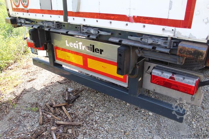 Swap body semitrailer Lecitrailer centinato alla francese usato