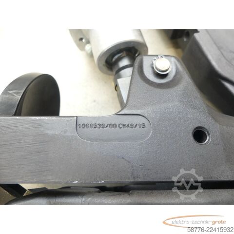 Komponente CHIRON Chiron 1122242 / 562 006 HSK-A63 Kuppelgreifer SN:9F08 --