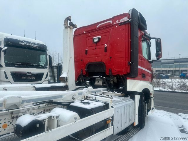 Abrollkipper MERCEDES-BENZ Actros 2545 Abroller Meiller RK 20.70 Lenk Retar