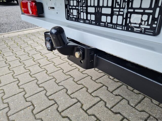 Curtain sider van Renault Master 35 Pritsche Schiebe Plane AHK LUFTFEDER TEMPO