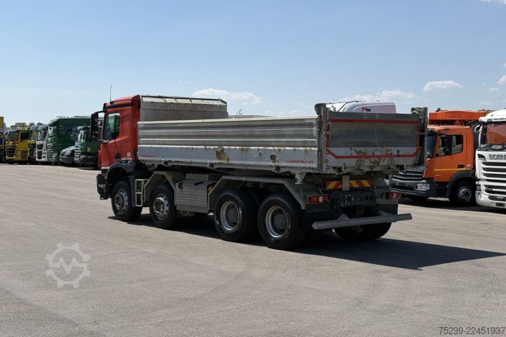 Three-sided tipper truck Mercedes-Benz Arocs 3243 8x4 Schwarzmüller / Swiss-Vehicle