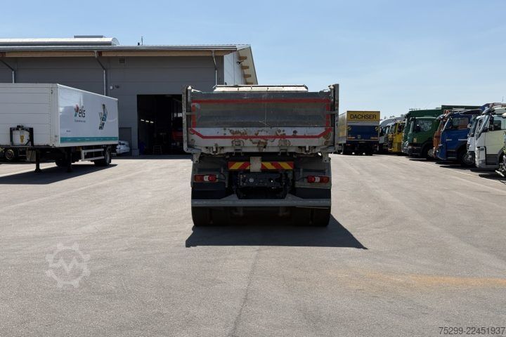 Three-sided tipper truck Mercedes-Benz Arocs 3243 8x4 Schwarzmüller / Swiss-Vehicle