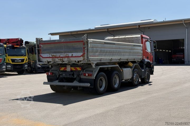 Three-sided tipper truck Mercedes-Benz Arocs 3243 8x4 Schwarzmüller / Swiss-Vehicle