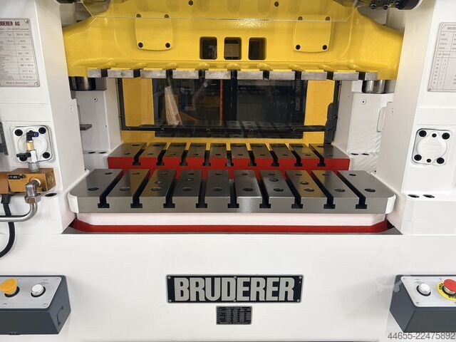 Automatic punching machine BRUDERER BSTA 50 HL