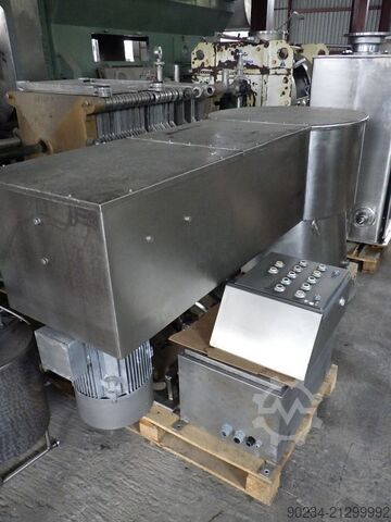 Gebrauchter Edelstahl-Planetenmischer Grieser Modell VPL 350 mit Mischbehältern. GRIESER VPL 350