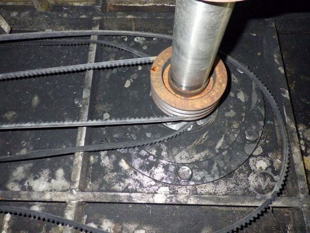 Gebrauchter Edelstahl-Planetenmischer Grieser Modell VPL 350 mit Mischbehältern. GRIESER VPL 350