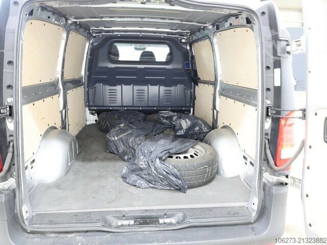 Sonderausbau-Transporter Mercedes-Benz eVito 111 KA,lang,Kamera,Klima,Sitzheizung